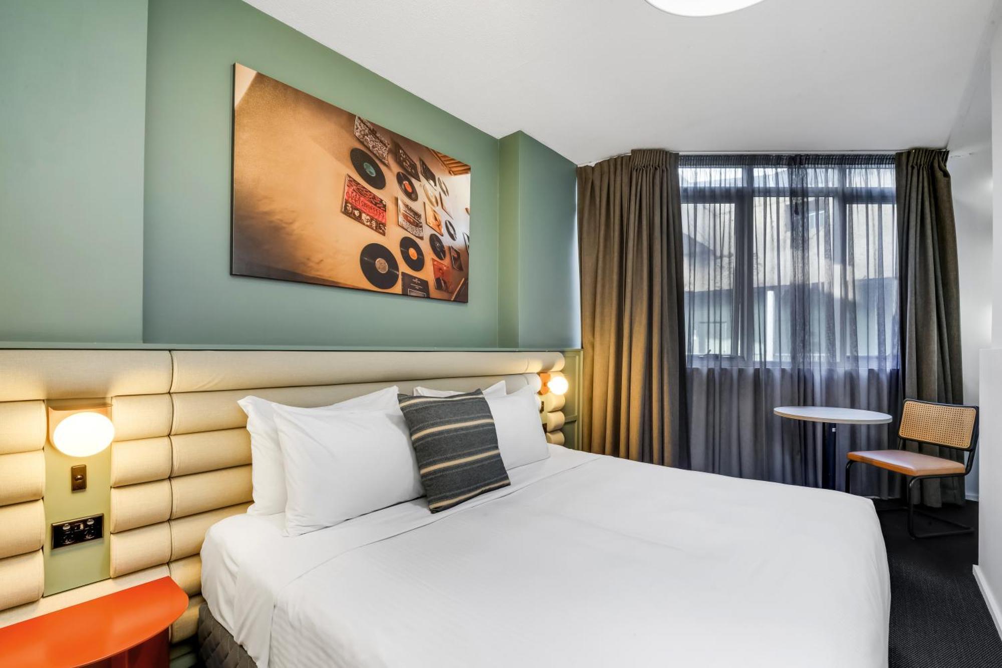 เดอะ เออร์เบิร์น นิวทาวน์ โฮเต็ล Hotel ซิดนีย์ ภายนอก รูปภาพ